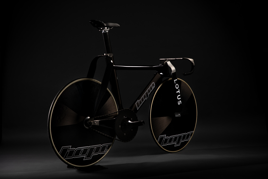 Lotus track bikeの外観。3Dプリンティングにより、軽量化が施されている。