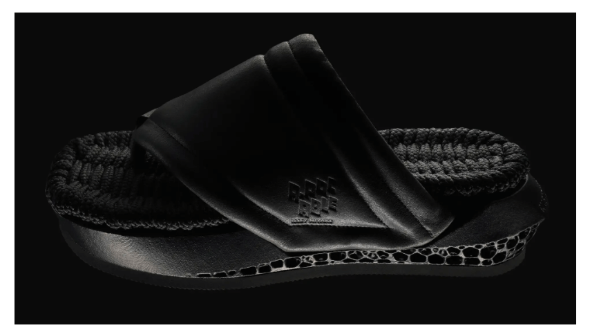 3Dプリンターを使った新サンダル、TYPE-III 出典：ISSEI-MIYAKE