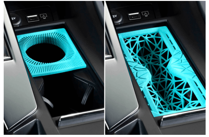 3Dプリンターで出力されたカーアクセサリーの外観
出典：Stellantis社