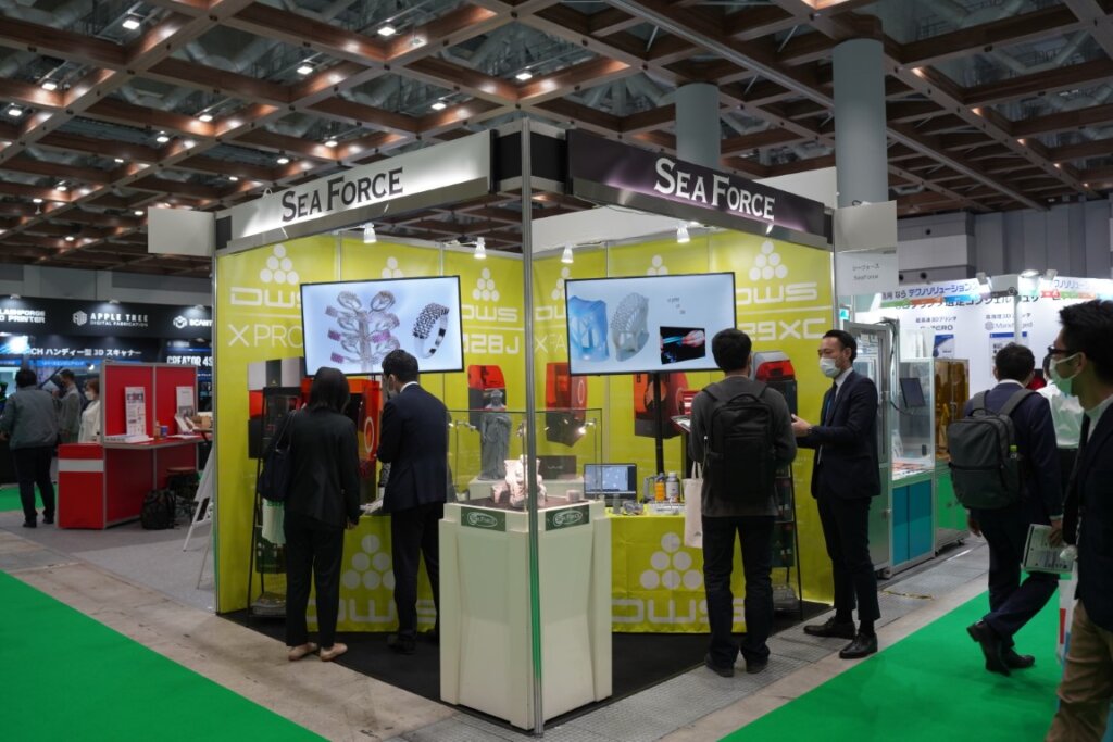 シーフォースの展示ブース
精密造形が可能な光造形方式のDWS社を扱う