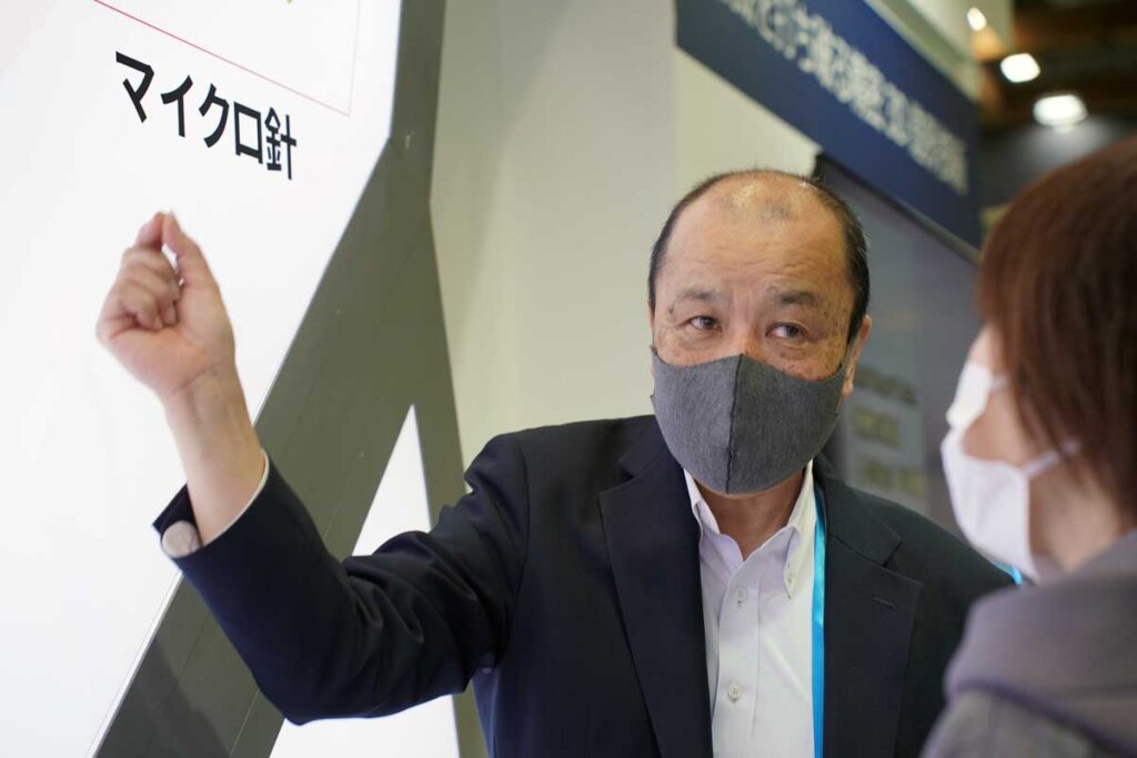 マイクロメートルの大きさの説明から丁寧に解説してくれたBMF Japan 田村氏