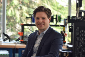 WPIの助教授マーカス・ネミッツ氏