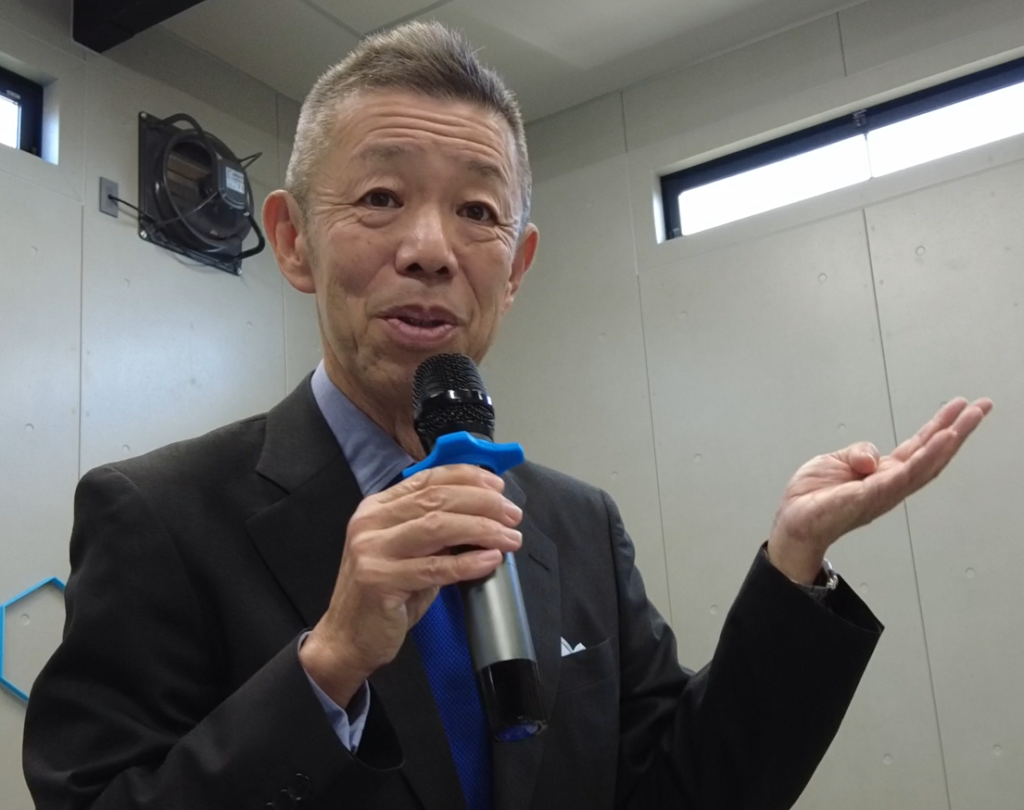 Reji副社長とのQAセッションを通訳してくれた日本法人の山崎代表取締役