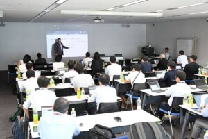 ニコンとASTMのイベント講演風景