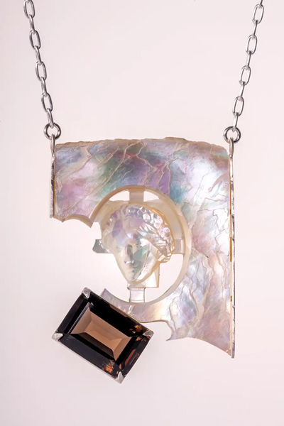 「Cut Cameo Pendant no1」