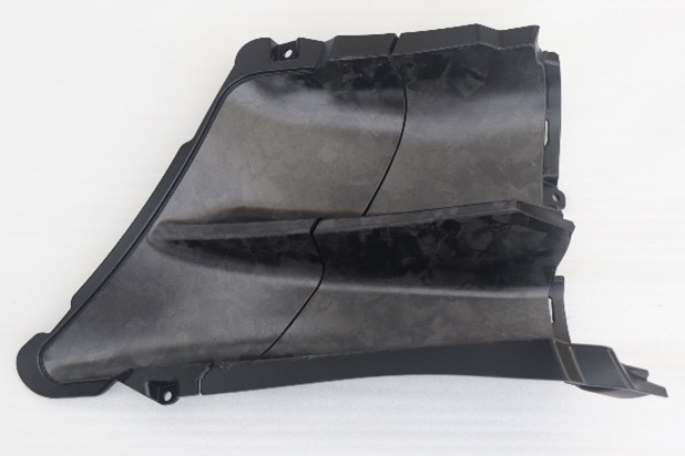 フロントバンパー加飾部品(TAFNEX®CF/PP)