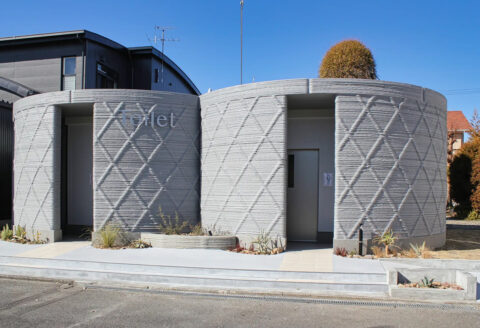 SBSマイホームセンター静岡展示場に完成したトイレ建屋。